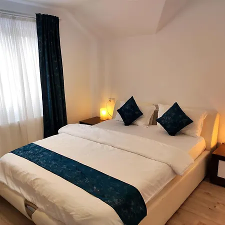 Regal Guest House-2